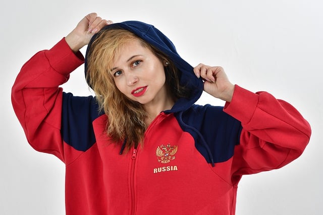 队陷入竞争 队陷入竞争